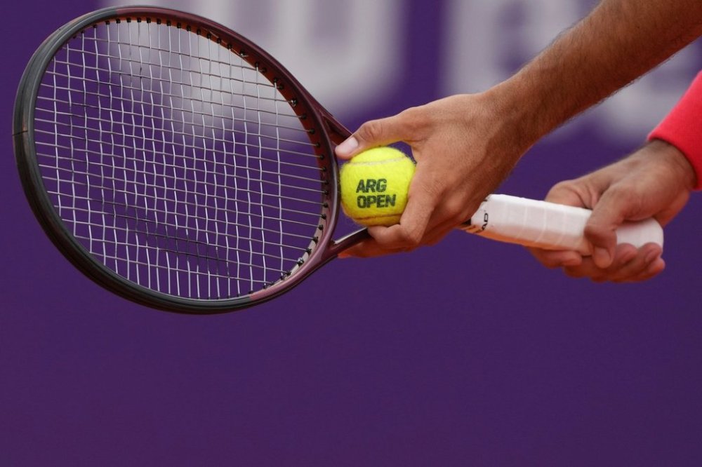 FILE - Argentina's Francisco Cerundolo prepares to serve to Italy's Luciano Darderi during an Argentina Open ATP round 32 tennis match at the Guillermo Vilas Stadium in Buenos Aires, Argentina, Feb. 11, 2025. (AP Photo/Gustavo Garello, file)