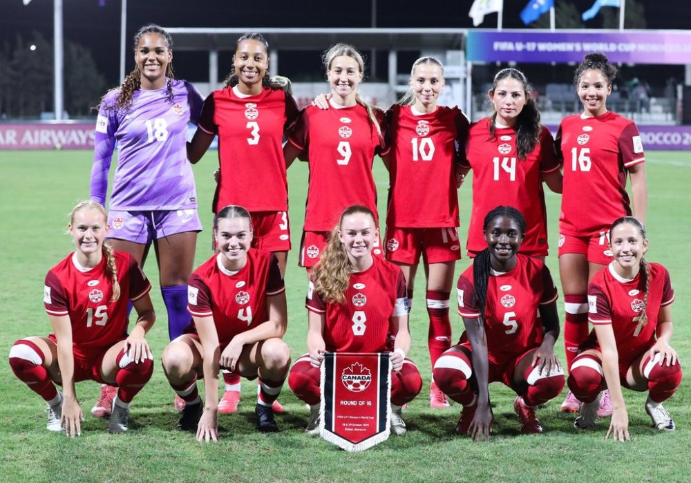 The Canadian team poses before its 6-0 win over Zambia in round-of-16 play at the FIFA Women's U-17 World Cup in Sale, Morocco in this Wednesday, Oct. 29, 2025 handout photo. THE CANADIAN PRESS/Handout - Canada Soccer/Audrey Magny (Mandatory Credit)
