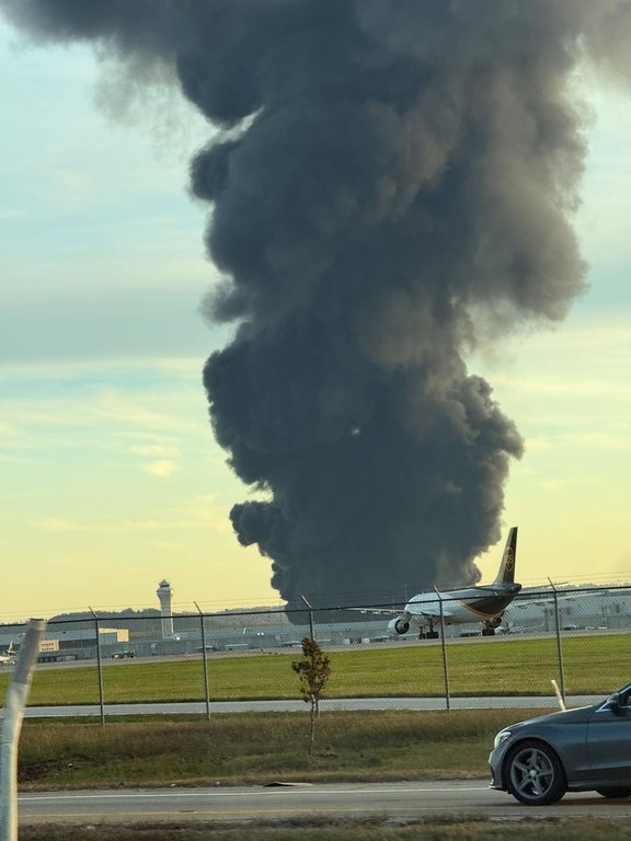 ケンタッキー州での飛行機墜落の報告に当局が対応 – Winnipeg Free Press