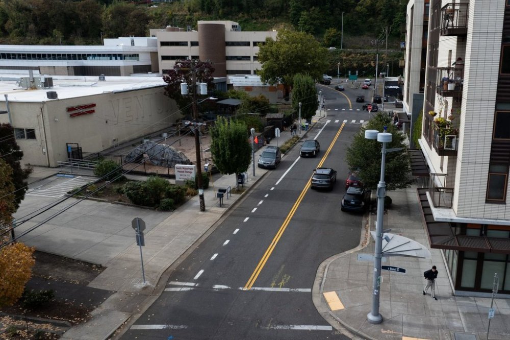 A U.S. Immigration and Customs Enforcement facility, at top left, is seen on Thursday, Oct. 9, 2025, in Portland, Ore. (AP Photo/Jenny Kane)