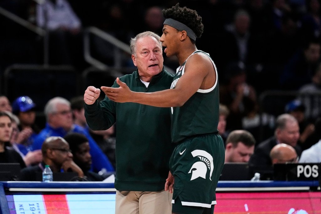 No. 17 Michigan State makes season-high 11 3-pointers to beat No. 12 Kentucky 83-66