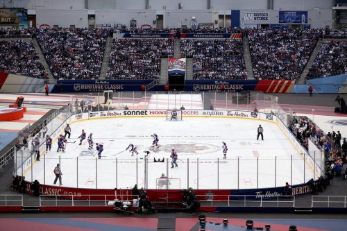 The Jets play the Edmonton Oilers in an alumni game at the NHL Heritage Classic in Winnipeg on Saturday, Oct. 22, 2016. THE CANADIAN PRESS/Trevor Hagan