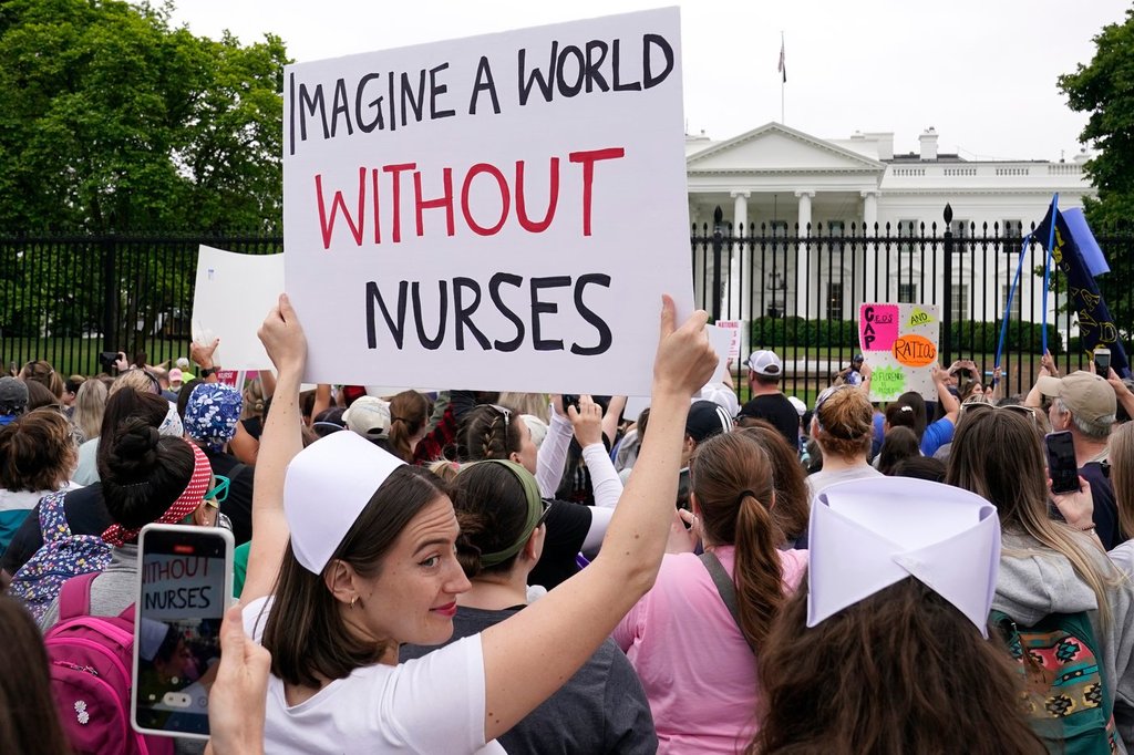 winnipegfreepress.com - Collin Binkley And John Seewer, The Associated Press - Trump administration plan to reduce access to some student loans angers nurses, health care groups
