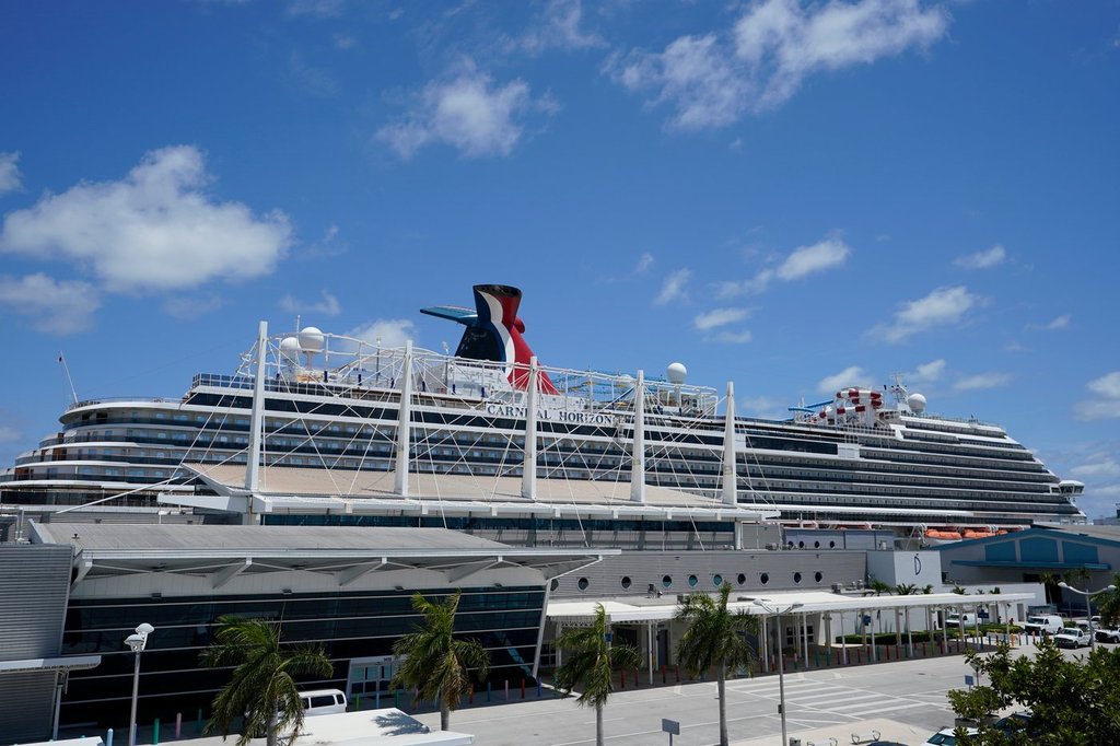 Court Allows 16-Year-Old Charged in Cruise Ship Death to Remain Free