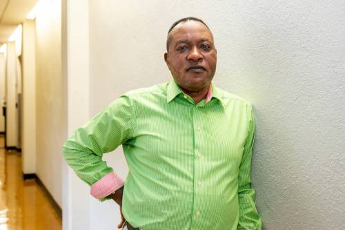 Marta Guerrero
                                Pierre Minkala-Ntadi est professeur de langues et littératures à l&rsquo;Université de Saint-Boniface.