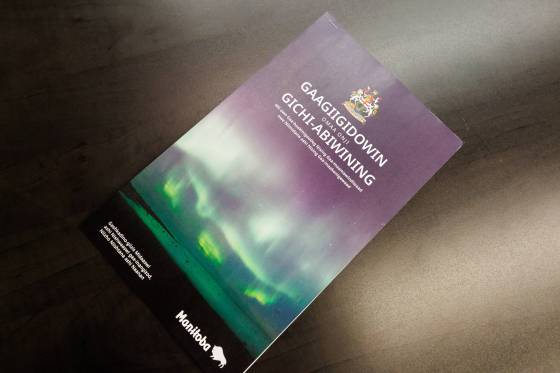 For the first time in the province’s history, the Manitoba government published its throne speech in three languages: English, French and Anishinaabemowin. (Mike Deal / Free Press)