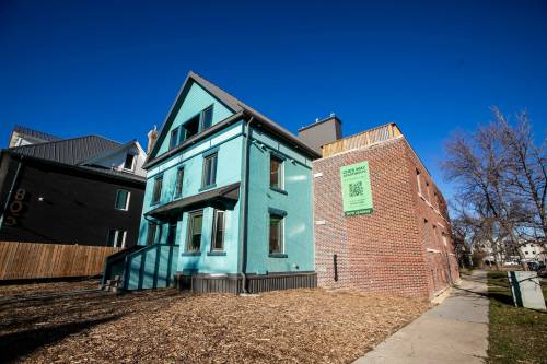 MIKAELA MACKENZIE / FREE PRESS
                                The Ches-Way Apartments sat empty for several years following a fire.