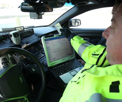 JOE BRYKSA / FREE PRESS FILES
                                The Winnipeg Police Service has started rolling out an electronic ticketing system that pulls information from a driver&rsquo;s licence directly onto tickets, rather than having officers write tickets by hand.