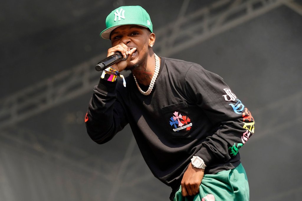 Multi-platinum rapper Toosii has committed to playing football at ...
