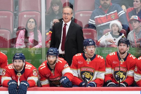 The Jets seem to play their best in front of former coach Paul Maurice. (Rebecca Blackwell / The Associated Press files)