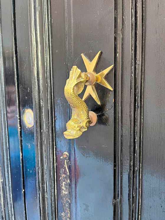 An example of the Maltese door knocker with the eight-point cross. (Jen Zoratti / Free Press)