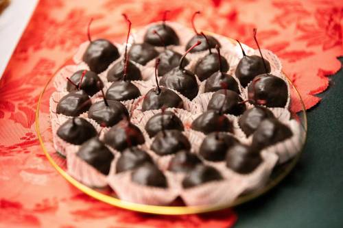 MIKAELA MACKENZIE / FREE PRESS
                                Donna Fontaine’s cherry surprises were a favourite treat of her former co-workers.