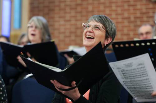 Ruth Bonneville / Free Press
                                The choir of the Retired Teachers’ Association of Manitoba rehearses at St Mark’s Lutheran Church in preparation for their annual holiday concert.