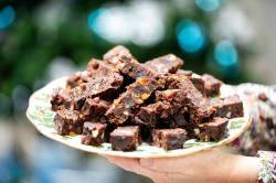 MIKAELA MACKENZIE / FREE PRESS
                                Chocolate Fruitcake is moist and filled with boozy fruit.