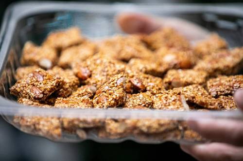 MIKAELA MACKENZIE / FREE PRESS
                                Giurgiulena (sesame seed snaps) require good-quality honey.