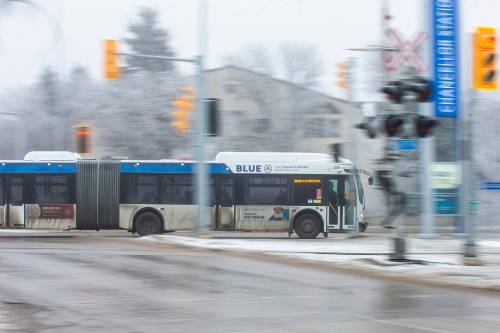 MIKAELA MACKENZIE / FREE PRESS FILES
                                Robust transit ridership not only helps reduce carbon emissions, but also reduces the wear and tear on municipal infrastructure.