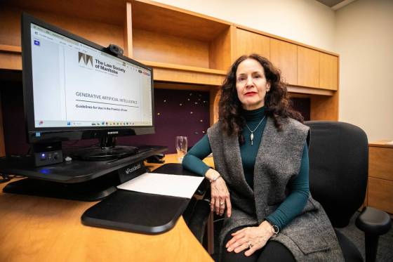 Alissa Schacter, the Law Society of Manitoba’s director of policy and strategic initiatives (Mikaela MacKenzie / Free Press)