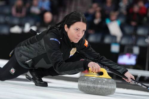 Darren Calabrese / THE CANADIAN PRESS FILES
                                Selkirk&rsquo;s Kerri Einarson said she loves the idea of a professional league. The four-time Scotties Tournament of Hearts winner will be playing for the Shield Curling Club in April.