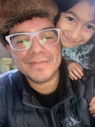 SUPPLIED
                                Shane Castel, 40, and his six-year-old daughter, Kaia Rose, are staying in a Thompson hotel while Pimicikamak Cree Nation is without power.