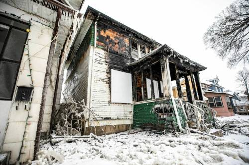 MIKAELA MACKENZIE / FREE PRESS FILES
                                The site of a fatal fire on Nassau Street.