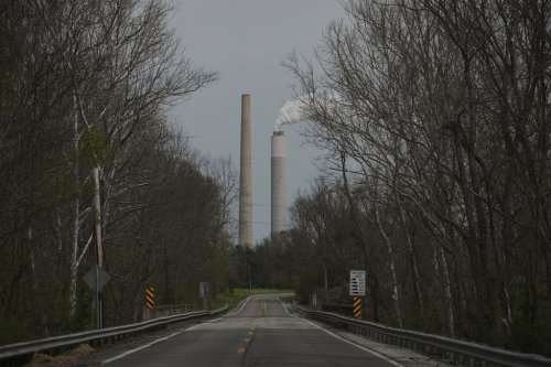 FILE - The Kyger Creek Power Plant, a coal-fired power plant, operates April 14, 2025, near Cheshire, Ohio. (AP Photo/Joshua A. Bickel, File)