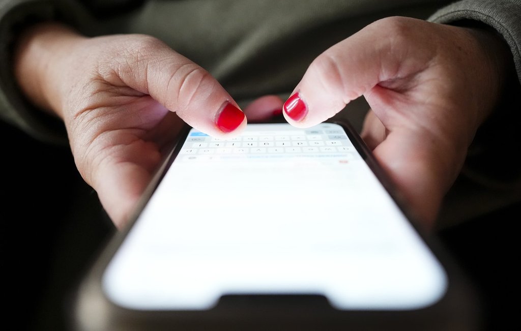 winnipegfreepress.com - Sammy Hudes, The Canadian Press - In orbit: Canada's satellite-to-cell offerings poised to grow after Rogers beta trial