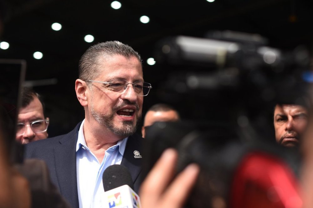 Costa Rica’s congress blocks effort to prosecute president for election interference