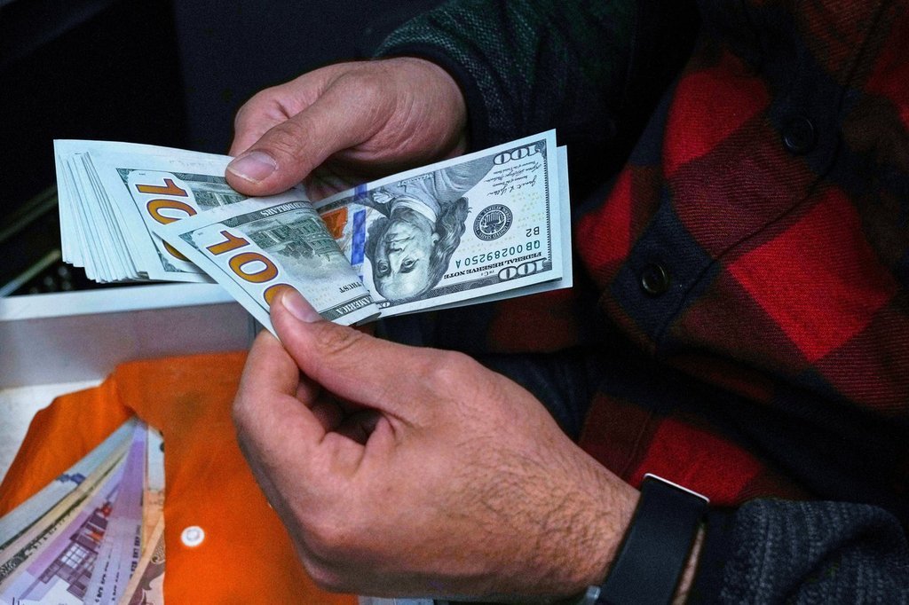 Protests erupt in Iran over currency’s plunge to record low – Winnipeg ...
