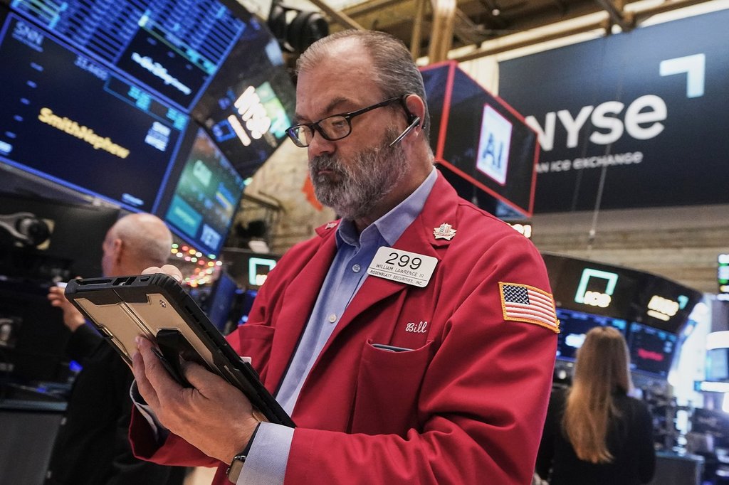 Asian Markets Drop After China Investment Fall