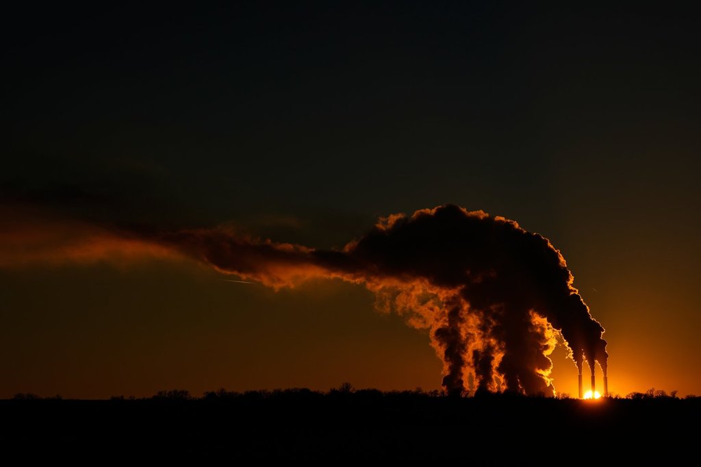 winnipegfreepress.com - Seth Borenstein, The Associated Press - US carbon pollution rose in 2025. Experts blame cold winter, high natural gas prices, data centers