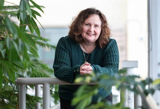 Denise Bukowski, manager of recreation and volunteer services at Misericordia, is a recipient of the Barb Gemmell Catalyst Award for Excellence in Volunteer Management. (Ruth Bonneville / Free Press)