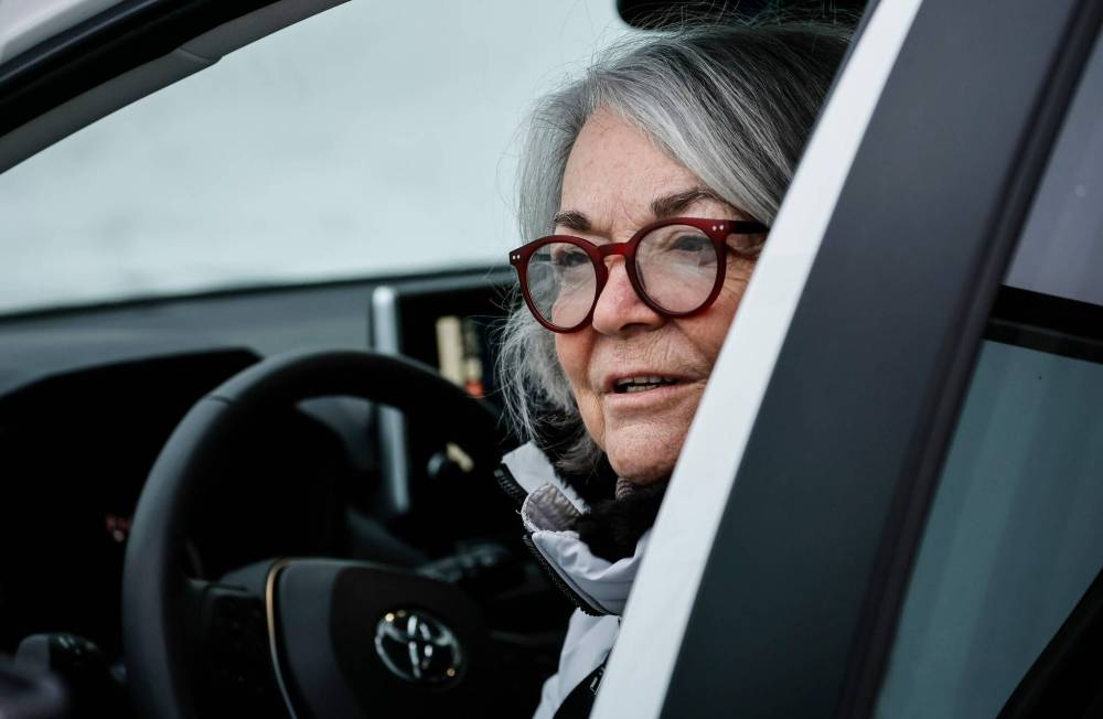 JOHN WOODS / FREE PRESS
                                Jennifer Gyles says a one-minute time limit to drop off or pick up students would be impossible to follow.