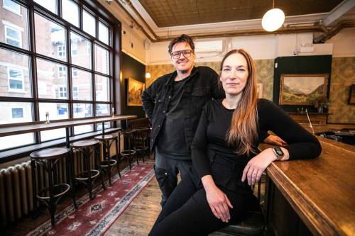 MIKAELA MACKENZIE / FREE PRESS New owners Liz Wreford and Peter Sampson at Langside Grocery, which will open again this Friday, on Monday, Jan. 5, 2026. For Malak story. Free Press 2026