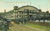 The Winnipeg Amphitheatre, built in 1909, stood where the large surface parking lots are today behind the Canada Life office buildings on Osborne Street.. (Martin Berman Postcard Collection)