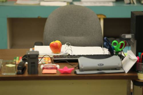 TREVOR HAGAN / WINNIPEG FREE PRESS
                                Teachers need more support.