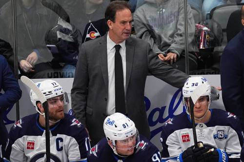 David Zalubowski / THE ASSOCIATED PRESS FILES
                                Winnipeg Jets head coach Scott Arniel said Monday the club just has to keep pushing and that the season isn&rsquo;t over &lsquo;until there&rsquo;s some kind of mark beside our team that says we&rsquo;re out.&rsquo;