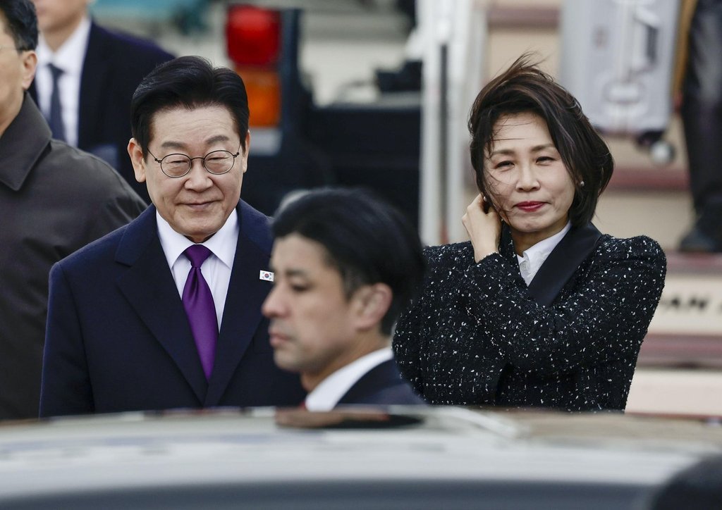 Leaders of South Korea and Japan agree to improve cooperation ...