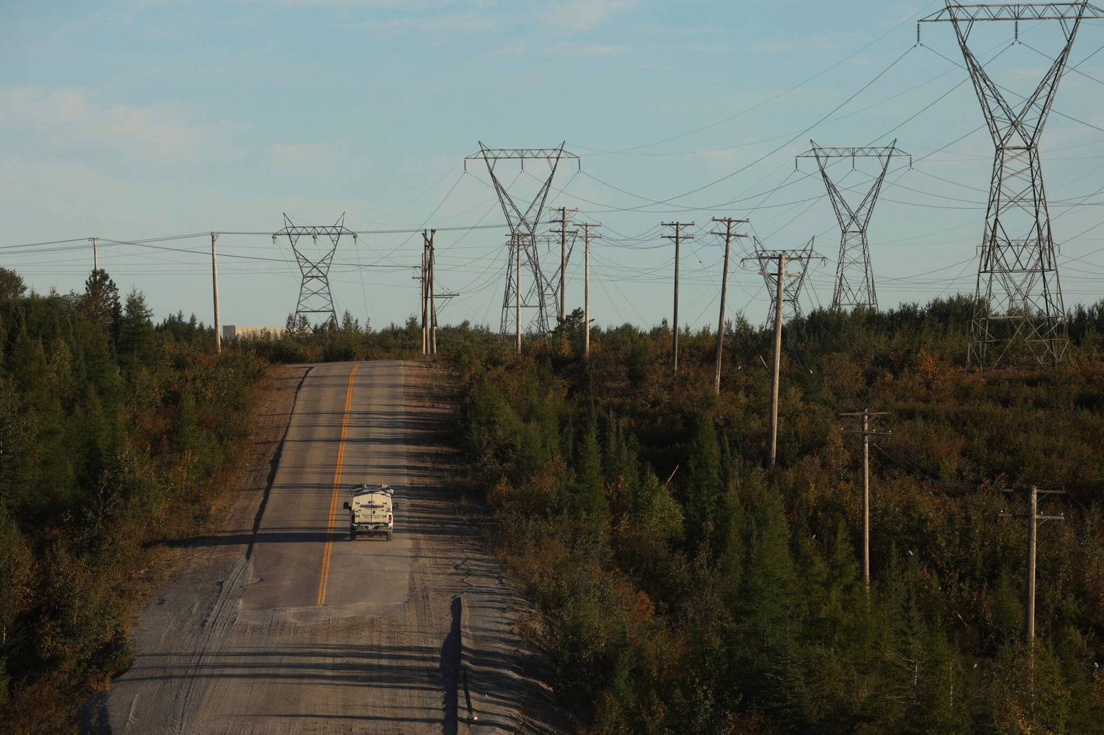 Black River First Nation sues Hydro, governments