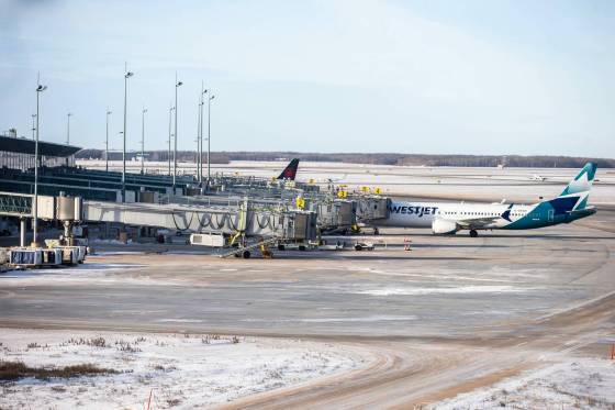 On Tuesday morning, four flights left Winnipeg for Mexico: two WestJet flights and one Air Canada flight to Cancun, and a WestJet flight to Puerto Vallarta. (Mikaela MacKenzie / Free Press files)