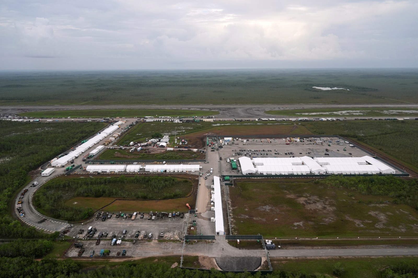 US Extends Migrant Detention Beyond Six Months