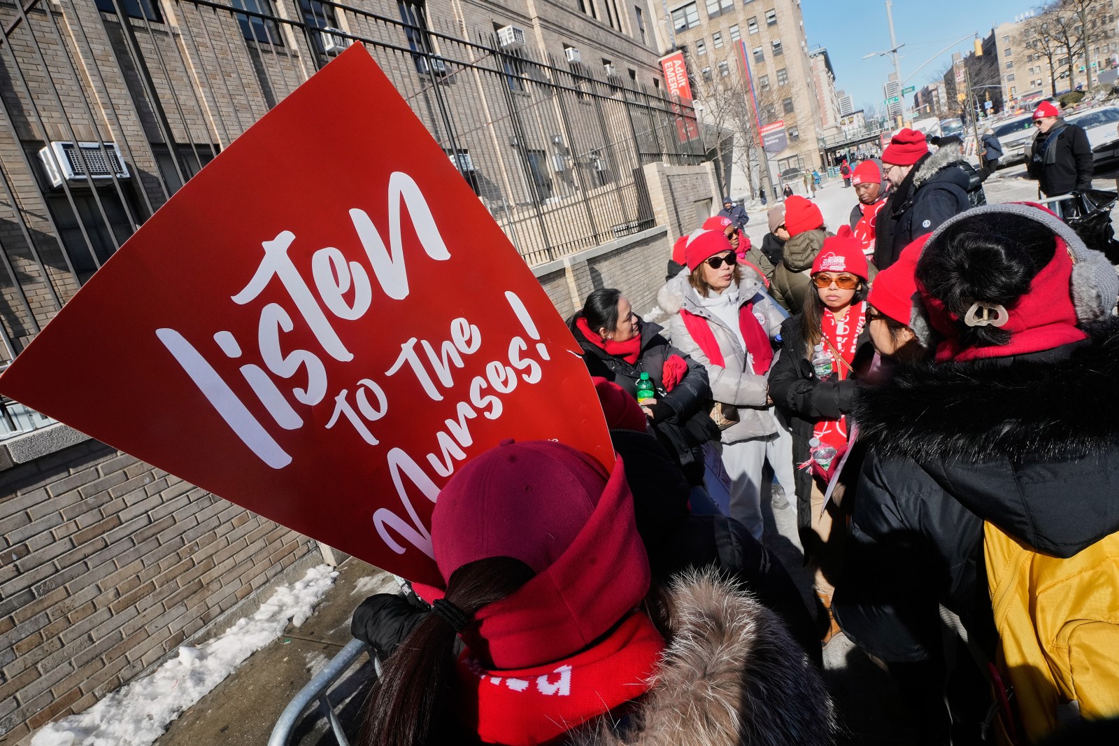 Mount Sinai Nurses Approve Contract Ending Strike