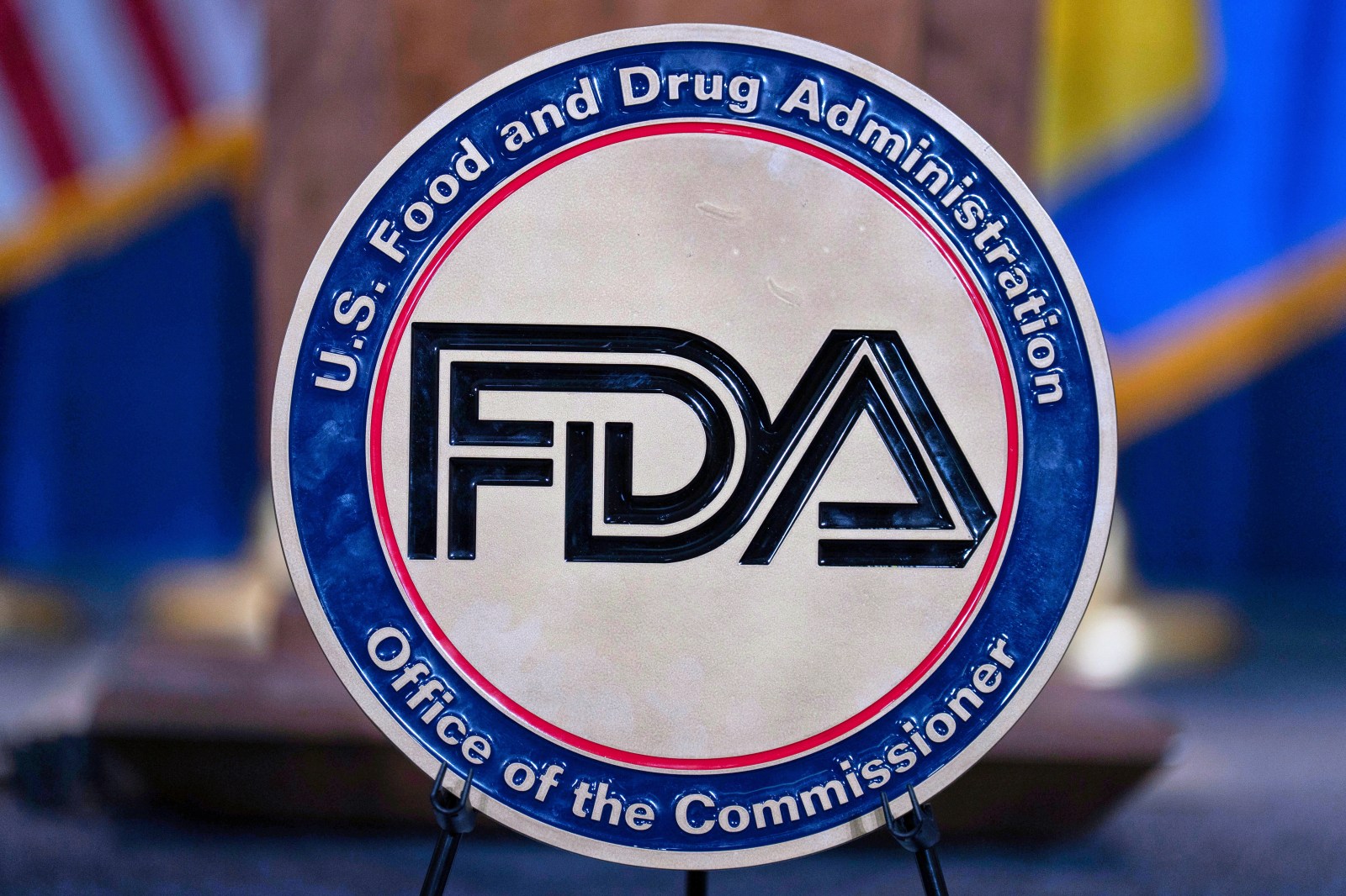 winnipegfreepress.com - Matthew Perrone, The Associated Press - FDA to offer bonus payments to staffers who complete speedy drug reviews