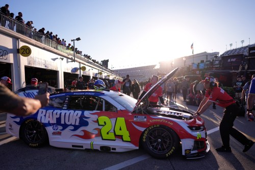William Byron's crew moves his car during practice at the NASCAR Daytona 500 auto races at Daytona International Speedway, Friday, Feb. 13, 2026, in Daytona Beach, Fla. (AP Photo/Mike Stewart)