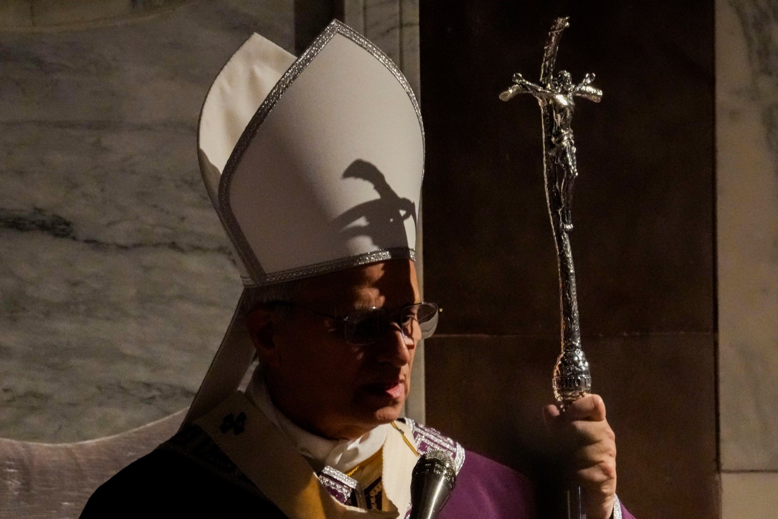 Breakaway Catholic Group Plans Unauthorized Bishop Consecrations