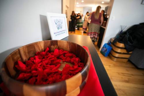 MIKAELA MACKENZIE / FREE PRESS
                                The Mino&rsquo;Ayaawag Ikwewag mothering centre will provide three to six months of pre- and post-natal care and programs to mothers and mothers-to-be.