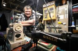 MIKAELA MACKENZIE / FREE PRESS
                                Dave Johnson and his collection of antique sewing machines on Tuesday, March 17, 2026. For Dave story. Free Press 2026