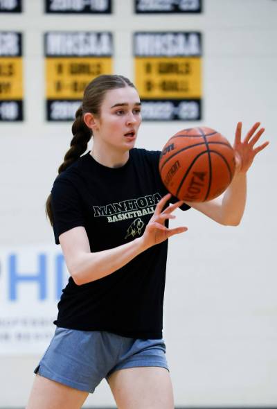 JOHN WOODS / FREE PRESS
                                Dakota Lancers forward Emilie McLean credits her Highland dancing training with helping her perform under pressure on the court.