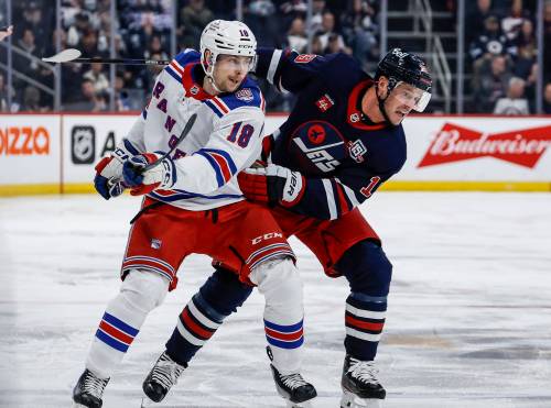 John Woods / THE CANADIAN PRESS
                                Winnipeg Jets forward Jonathan Toews (right) broke his 20-game scoring drought Tuesday night against the Nashville Predators. If the veteran gets going again like he did in January, it would be a welcome development for the club.