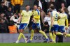 Southampton's Ross Stewart, left, celebrates scoring during the English FA Cup fifth round soccer match between Fulham and Southampton in London, Sunday March 8, 2026. (John Walton/PA via AP)