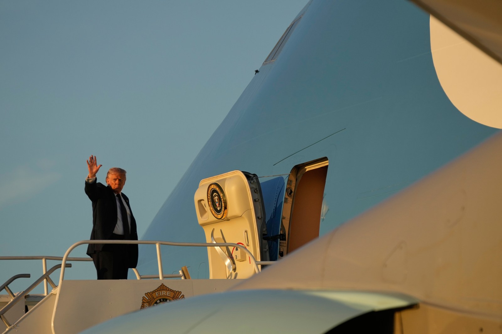 Trump to visit Ohio and Kentucky to downplay war's effect on economy ...